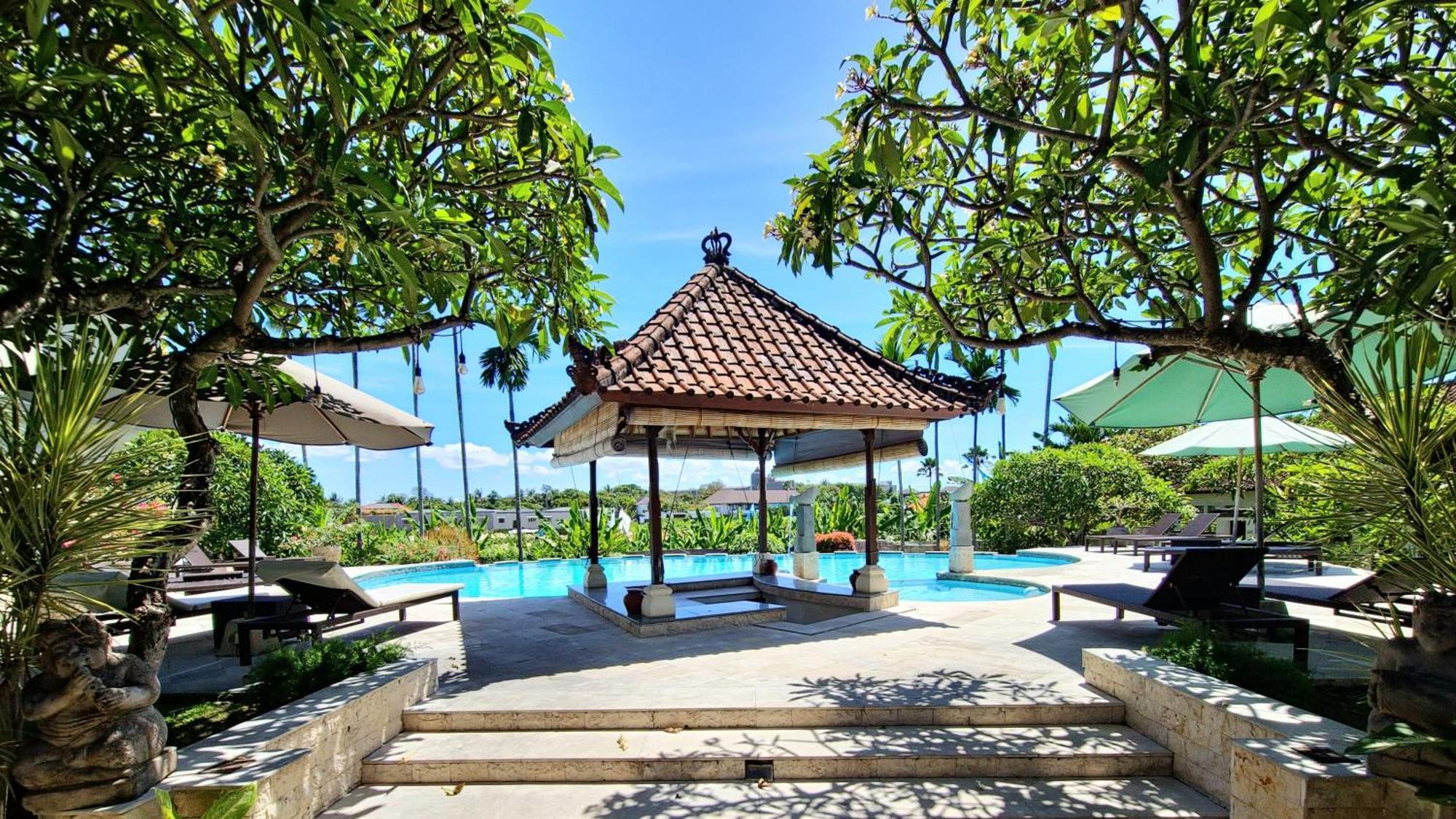 Nipuri Resort And Villas Seminyak By Kamara Екстериор снимка